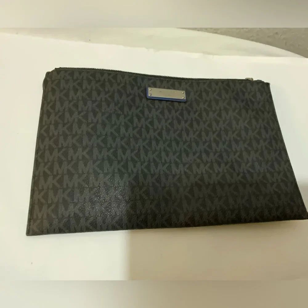 Michael Kors Large Zip Clutch Wristlet